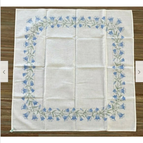 Bluebell Flower Tablecloth White Cotton 31" Square Vintage Springtime Cottage - Picture 4 of 7